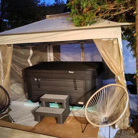 Deja Vu Cozy Mountain Retreat فيلة *