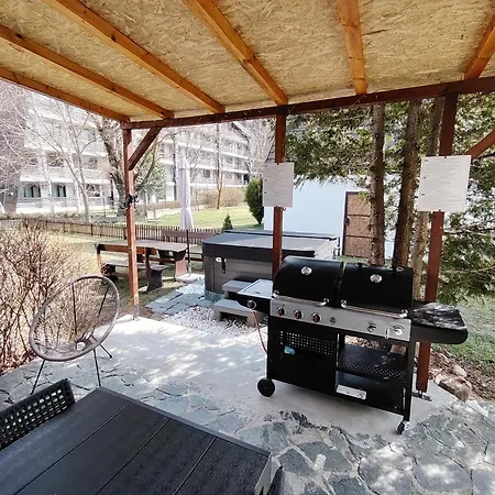 Villa Deja Vu Private Jacuzzi & Sauna, Fireplace, 3 Bedrooms, Near Bansko Razlık