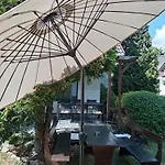 Вилла Deja Vu Private Jacuzzi & Sauna, Fireplace, 3 Bedrooms, Near Bansko