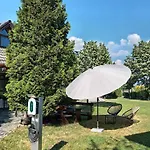 Deja Vu Private Jacuzzi & Sauna, Fireplace, 3 Bedrooms, Near Bansko Villa *