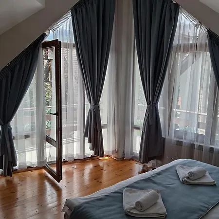 וילה Deja Vu Cozy Mountain Retreat