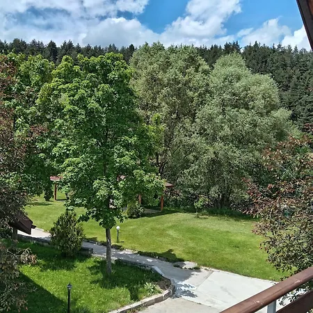 Deja Vu Private Jacuzzi & Sauna, Fireplace, 3 Bedrooms, Near Bansko Villa Razlog