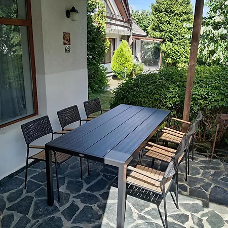 Deja Vu Private Jacuzzi & Sauna, Fireplace, 3 Bedrooms, Near Bansko * Razlog