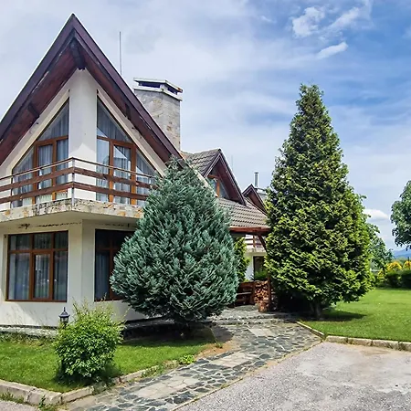 Villa Deja Vu Private Jacuzzi & Sauna, Fireplace, 3 Bedrooms, Near Bansko Razlog