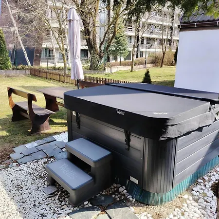 Deja Vu Private Jacuzzi & Sauna, Fireplace, 3 Bedrooms, Near Bansko Вилла
