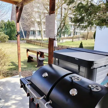 Deja Vu Private Jacuzzi & Sauna, Fireplace, 3 Bedrooms, Near Bansko *