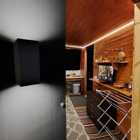 Deja Vu Private Jacuzzi & Sauna, Fireplace, 3 Bedrooms, Near Bansko * Разлог