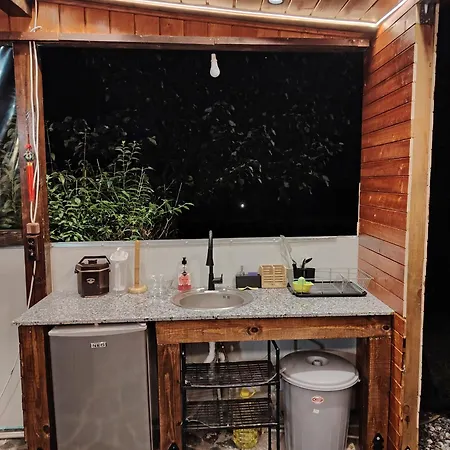 Вилла Deja Vu Private Jacuzzi & Sauna, Fireplace, 3 Bedrooms, Near Bansko Разлог